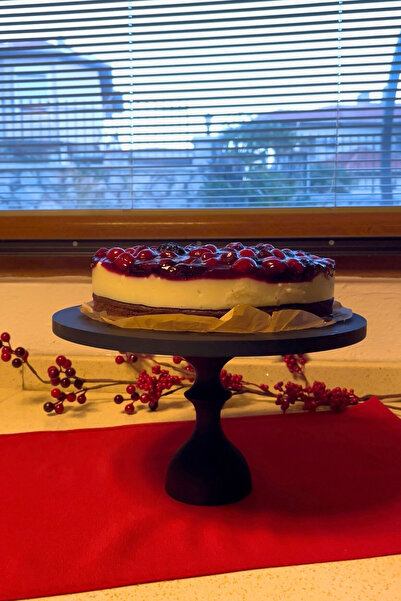 justwood Mummy Black 30 cm Shaped Standing Cake Presentation Plate