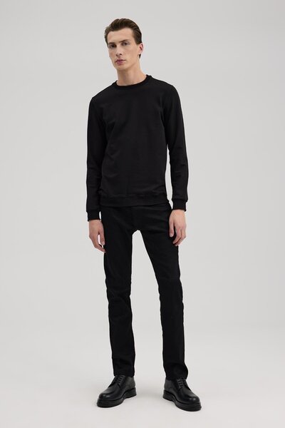 Jakamen Black Slim Fit Crew Neck Basic Sweatshirt