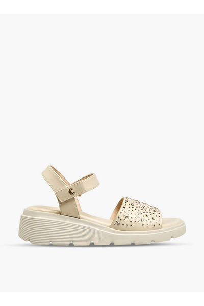 Le Confort Women Embellished Platform Sandals Ramadan Collection