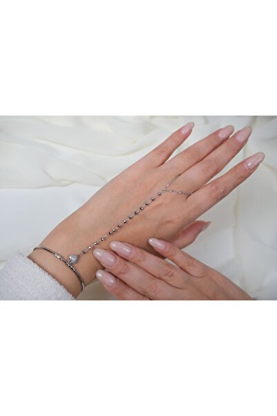 ATELİER TUĞBA سوار شاه021 بتفاصيل على شكل قلب من الفضة الشاهمرانية