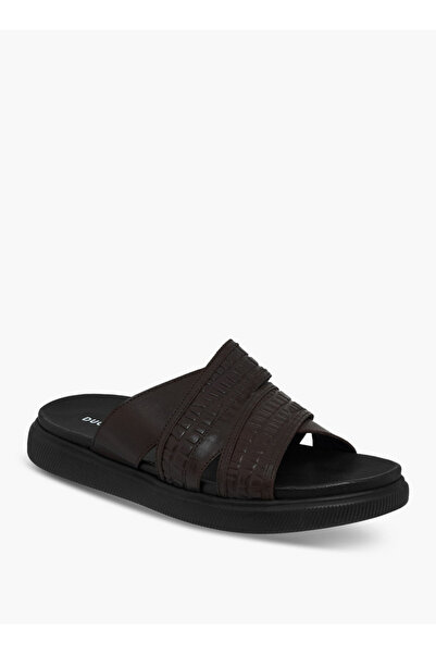 Duchini صندل رجالي من الجلد بأحزمة متقاطعة