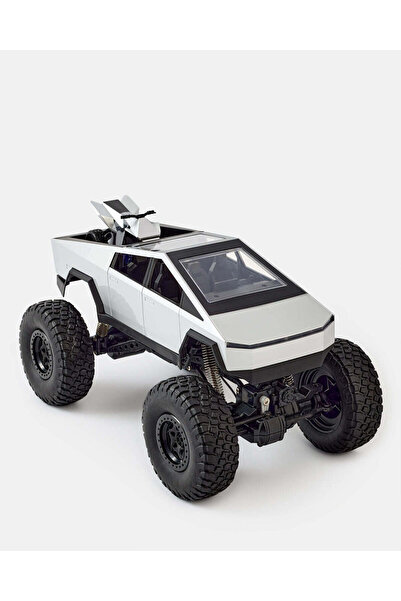 REDTAG شاحنة سايبر تسلا 4 × 4 فضية مع جهاز تحكم عن بعد 2.4 جيجاهرتز