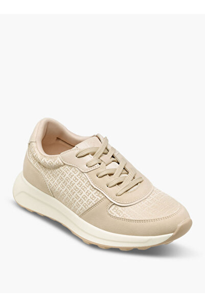 Flora Bella by Shoexpress حذاء رياضي نسائي برباط مزين بنقشة المونوغرام