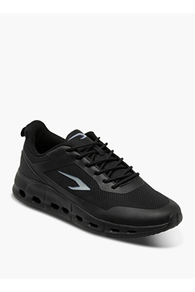 Dash Men Lace-Up Sports Shoes
