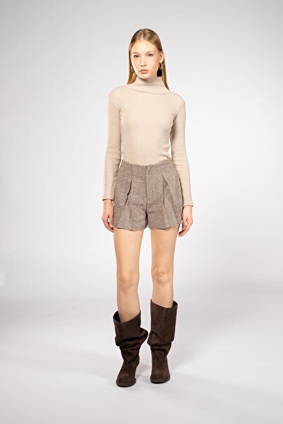 Thalure Kadın Kahverengi Pileli Pötikare Desenli Şort