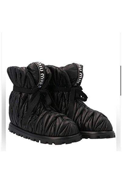 Miu Quilted Padded Boots