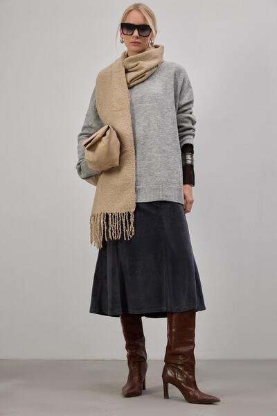 Touché Privé Crew Neck Oversized Knit Sweater