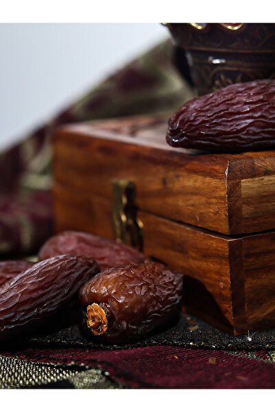 MEDİNE MECDUL LÜX HURMA MENŞEİ BAHÇEDEN SOFRANIZA DOĞAL & KATKISIZ 1 KĞ