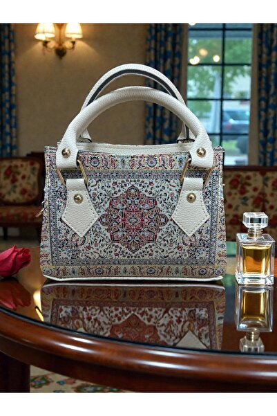 KAYA GİFT AND BAG KARE ÇANTA