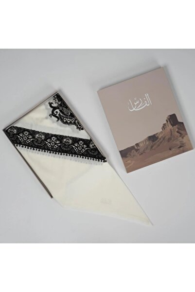 Al Fares The knight's headdress is embroidered - Najd