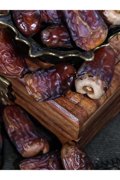 MEDİNE BERNİ EYS HURMA MENŞEİ BAHÇEDEN SOFRANIZA DOĞAL & KATKISIZ 1 KĞ