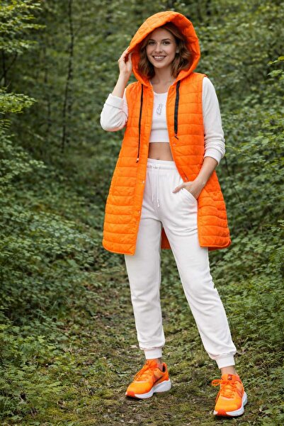 ayza butik Kadın Oranj Sabit Kapüşonlu Astarlı Uzun Şişme Yelek