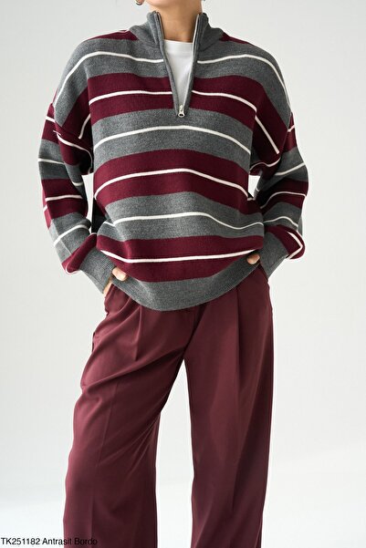 FEMMESTUDIO Women's Gray Burgundy Striped Zippered Sweater