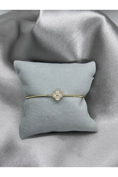 Bade Jewelry Vip Gold Taşlı Yonca Model Çıtır Kelepçe Bileklik