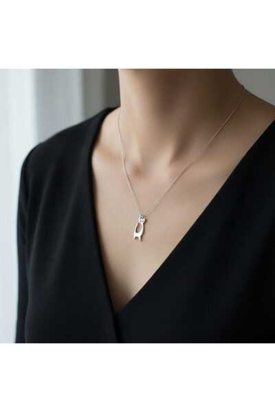 Ralp Moda Cat figured necklace