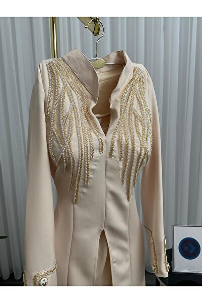 Boutique 219 جلابية تفتة بتطريز