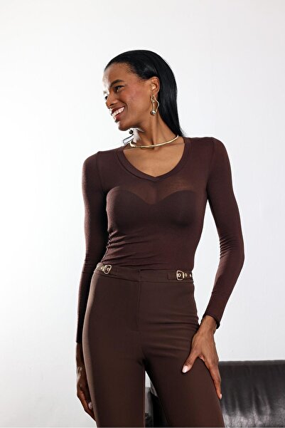 5in1Canpolat Καφέ μπλούζα με λαιμόκοψη σε σχήμα V 17374