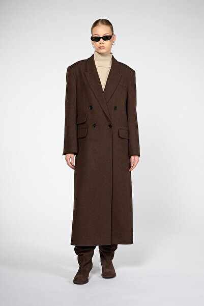 Thalure Women's Brown Oversize Coat