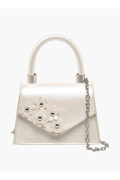 Flora Bella by Shoexpress حقيبة كروسبودي مزينة بنقوش زهرية وحزام سلسلة، من مج...