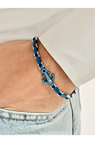 FERRO سوار رجالي من الفولاذ باللونين الفضي والكحلي FRJ10145A-L مع عبوة هدية ب...