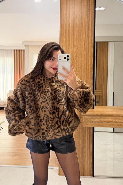 Gizem Ecemiş Lessa Kaplan Desen Kürk