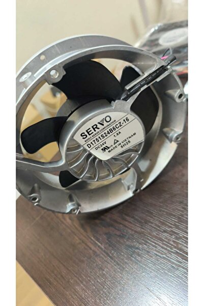 SERVO D1751S24B6CZ-16