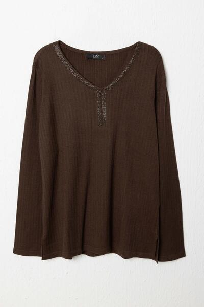 Onteks 65422 PULOVER CU GULER ÎN V ȘI PIETRE DECORATIVE