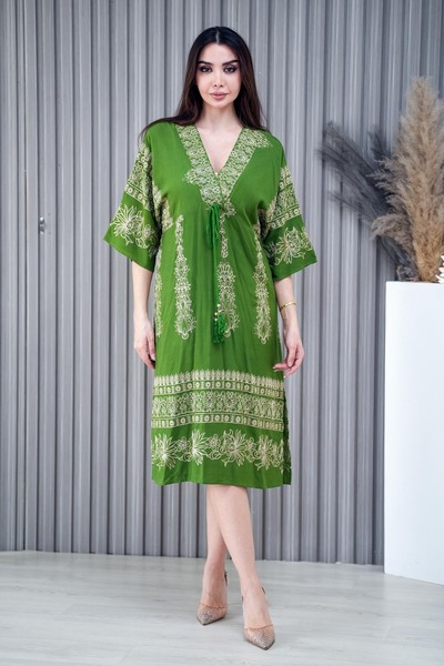 Opera Fashion Green embroidered midi jalabiya