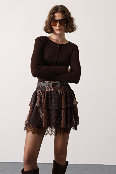 SHILSEE BEUTİQUE Women's Layered Mini Skirt with Lace and Belt Details, Brown