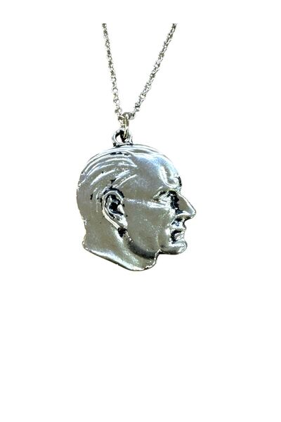 HER ŞEY NOTA www.herseynota.com قلادة معدنية للجنسين مع تمثال نصفي لأتاتورك