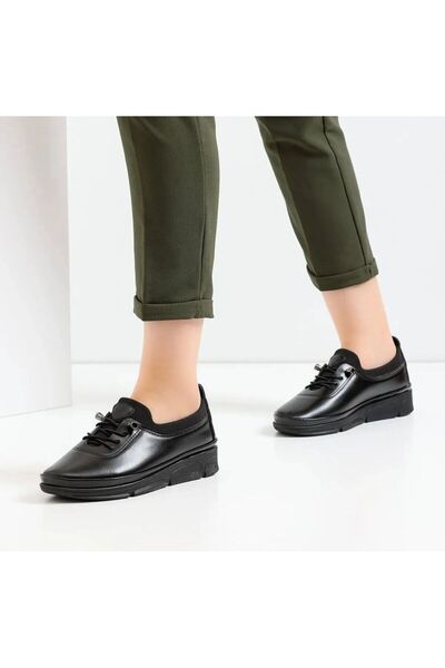 Wanetti Women's Black Orthopedic Sole 4-Point Ballet Flat Mother Shoes