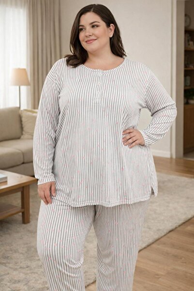Hukateks Battal Size Patterned Buttoned Women's Pajama Set / Plus Size