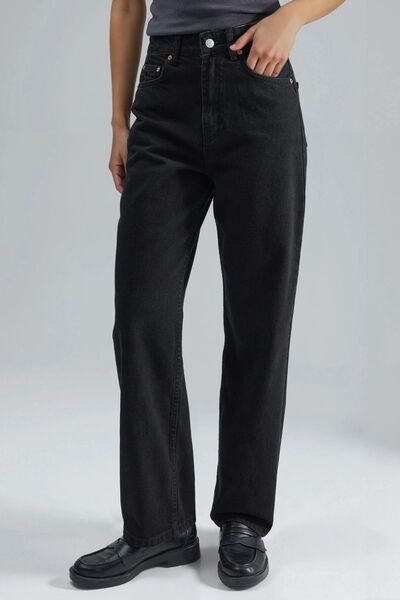 Hiccup High Waist Mom Jean