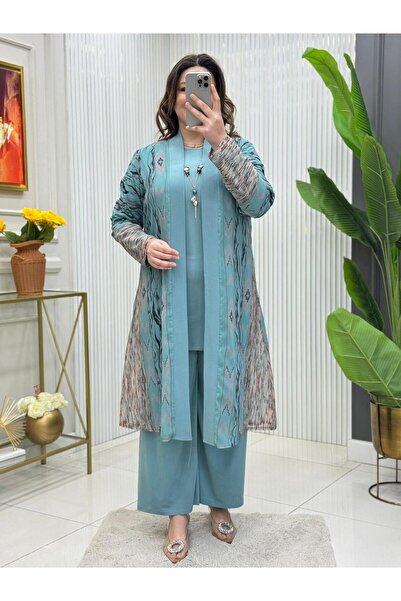 GK Large Size Triple Set with Necklace