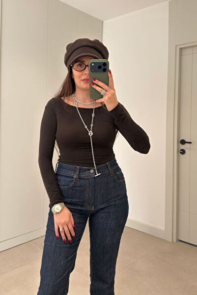 MAGARDE Stitch Detail Infinite Fabric Blouse - Dark Brown