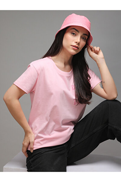 Dillinger By Styli تيشيرت نسائي مطرز بقصة مربعة