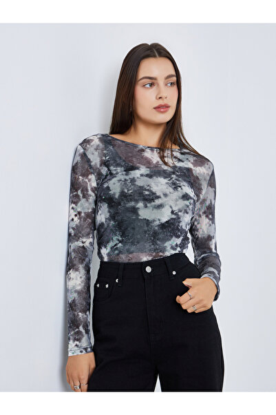 Styli Women Graphic Print Mesh Long Sleeve Top