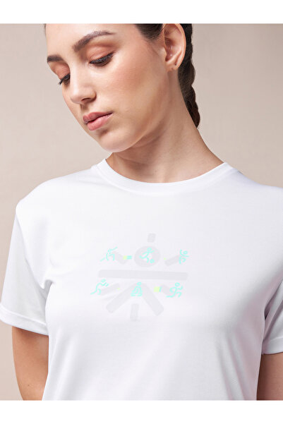 Cult By Styli تيشيرت نسائي أبيض برسومات مسرحية