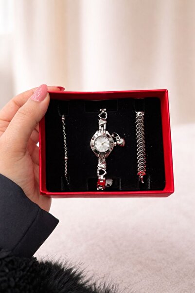 QUARTZ Kalpli Charm Detaylı Kadın Kol Saati ve Bileklik Seti – Şık Çelik Kordon