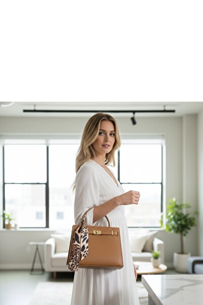 Glowfit Shine Your Shape Rugan Deri Kadın Çanta Altın Kilit Detaylı Fular Aks...