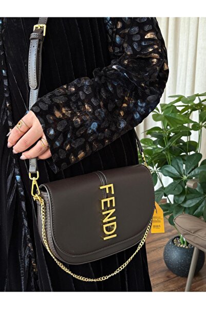 GGGG شنط معا ملحقاتها