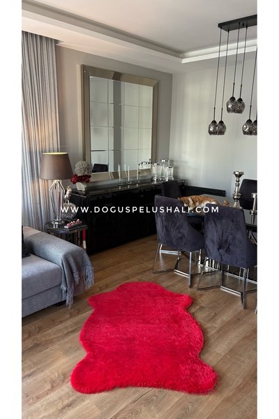 Doğuş Peluş Halı Tavşan Kırmızı Yumuşak Dokulu Peluş Halı Tek Kafa Post