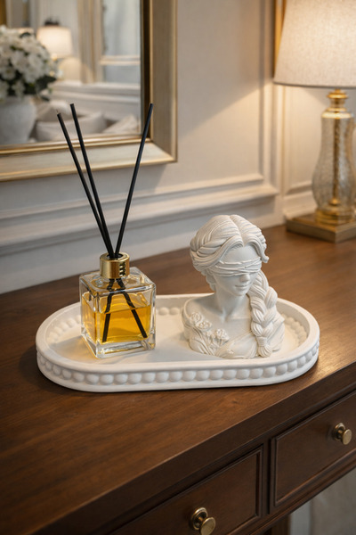 Sisay Home Dekoratif Ferah Oda Kokusu & Maskeli Kız Biblo Seti – Salon ve Kon...