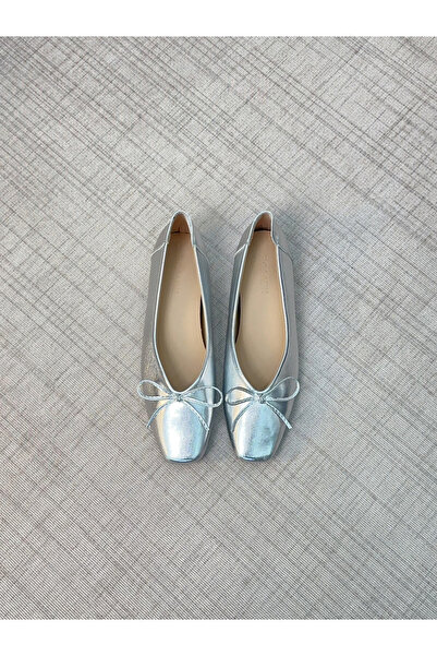 Take Two By Styli Women Silver Bow Detail Ballerina Shoes