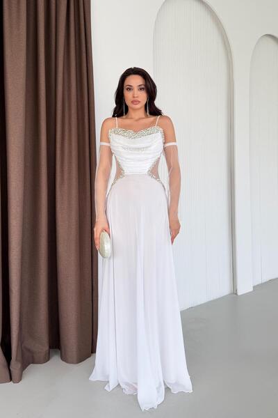 Serica Moda Βραδινό φόρεμα με λευκή πέτρα με κεντημένα μανίκια από τούλι και ...