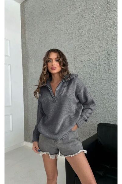 ByEsila Gray Sweater with Zipper Collar