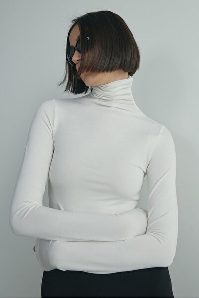 Suud Collection Ekru Boğazlı Tensel Body