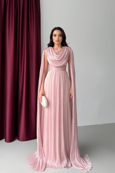 Serica Moda Rochie de seară lungă din șifon pudrat, cu mâneci pelerina