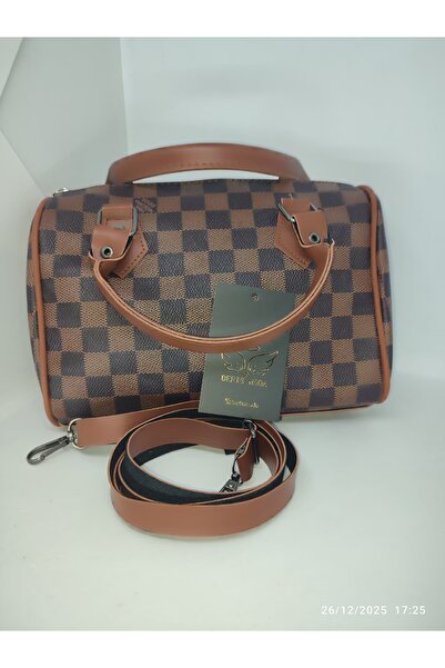 berismoda KADIN MONOGRAM OVAL TARZ MODERN EL OMUZ ÇANTA 16X22 CM