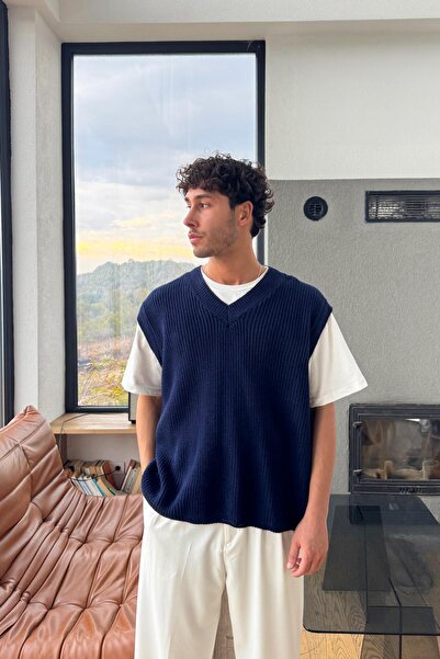 Flaw Wear V-Neck Basic Knitwear Sweater Navy Blue